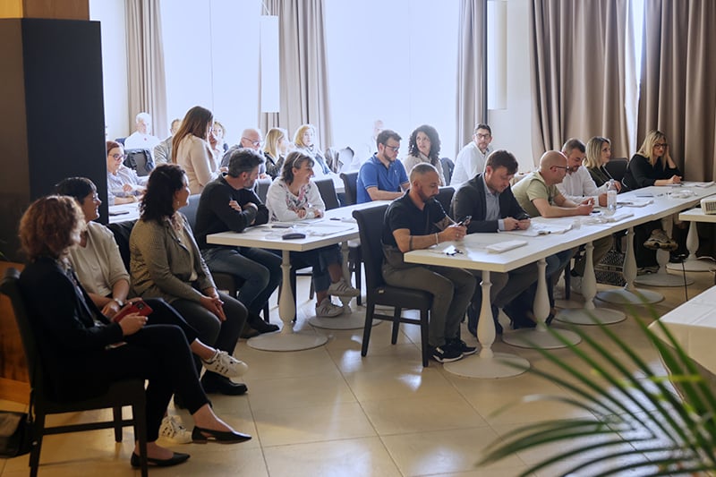 Foto-Blog_AEAcademyClub_Quaranta_01_ok